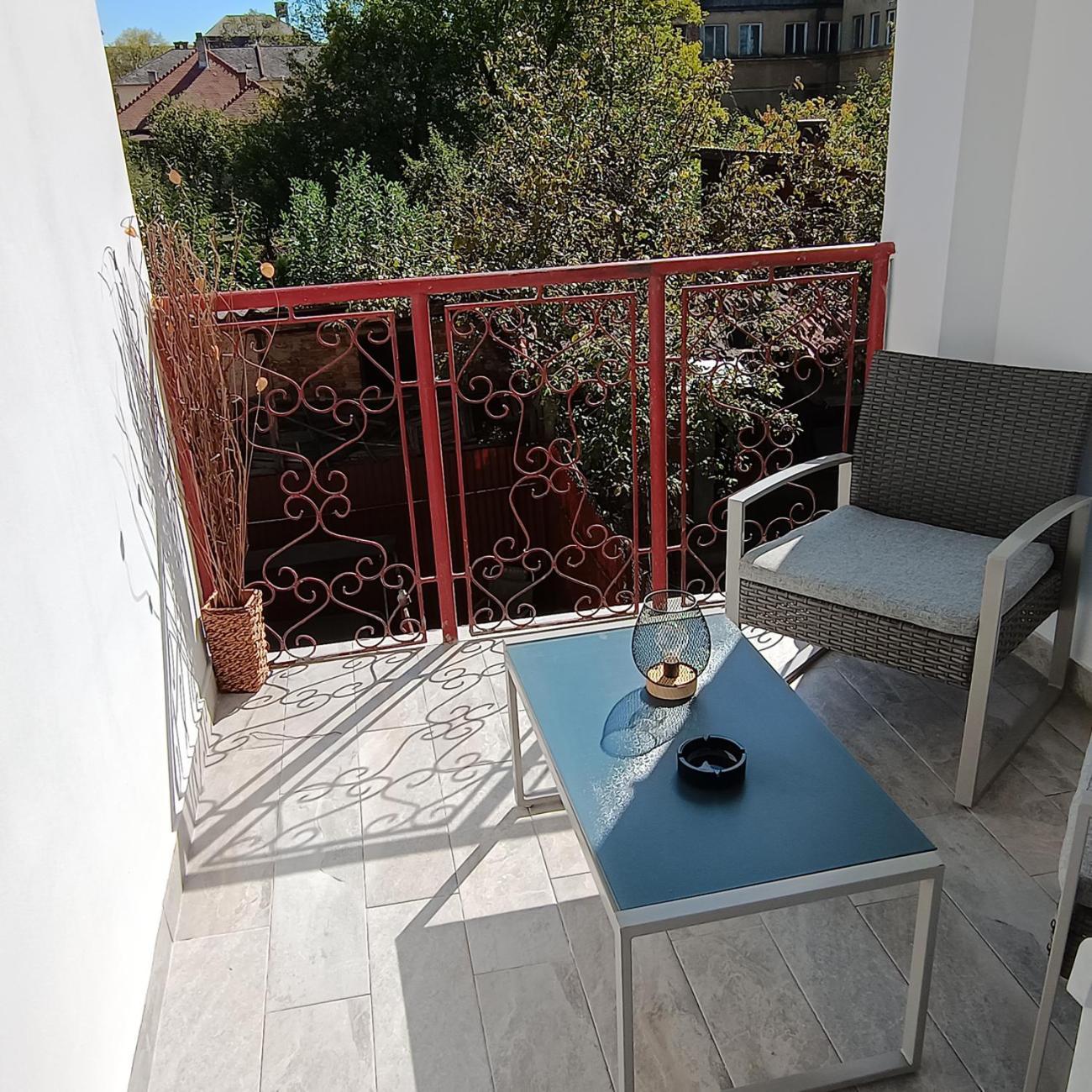 Check-In Kaya Otel Sibiu Dış mekan fotoğraf
